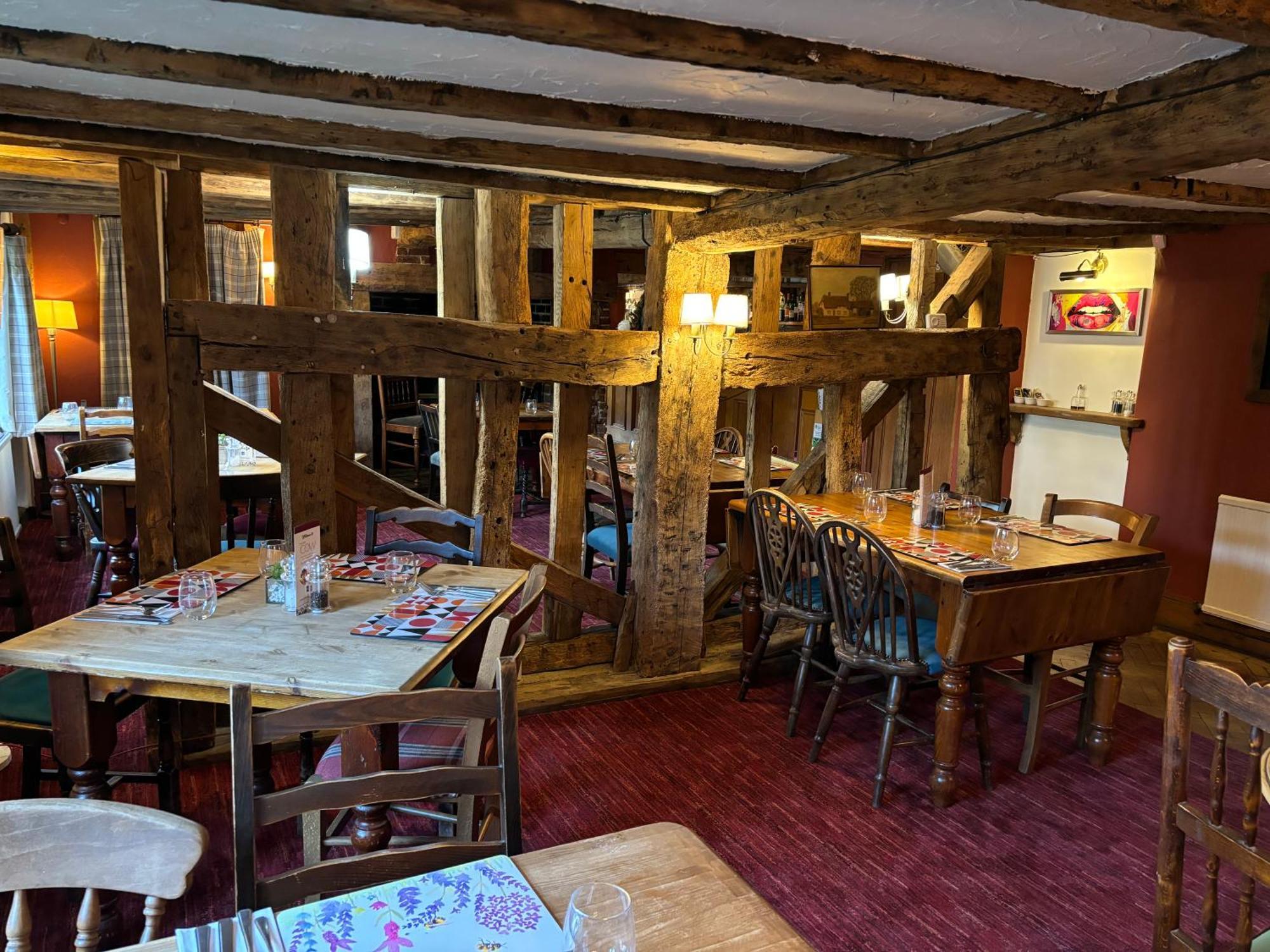 Отель The Red Cow Heydon  Экстерьер фото